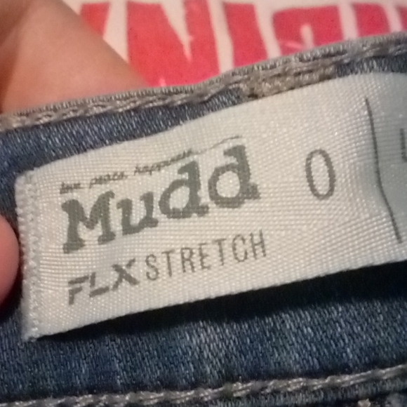 Jeans - Picture 2 of 3